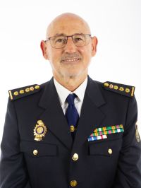 Photo du directeur du centre universitaire don Agustín Alonso-Carriazo López